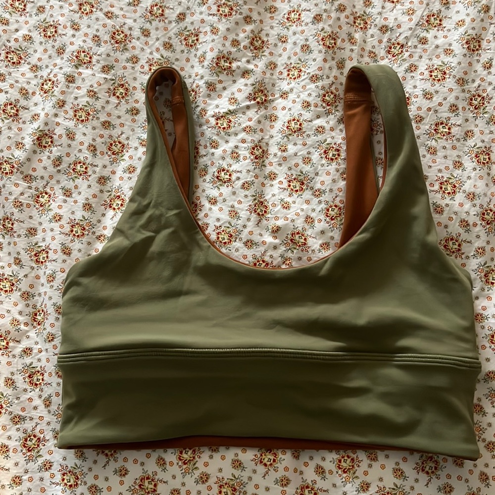 LULULEMON align sports bra size 6 reversible
